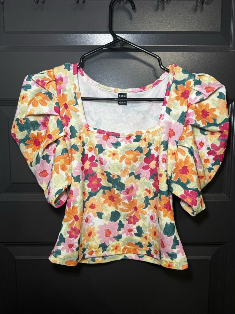 SHEIN Pink Orange Green Floral Puff-Sleeve Square Neck Top